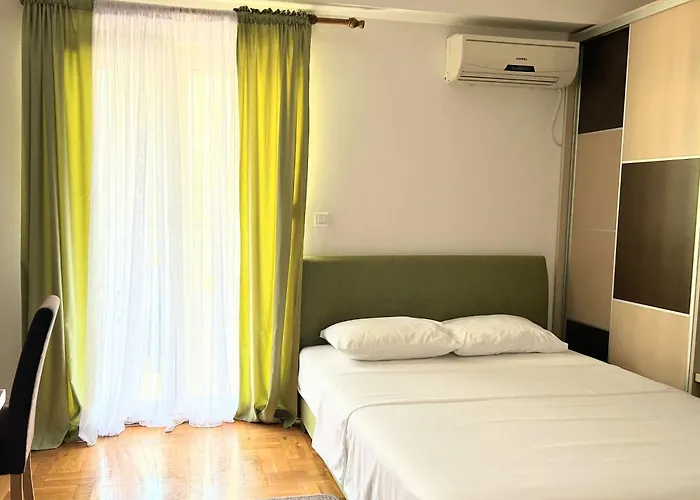 Cozy In Podgorica, Blok 9 Apartament *